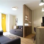 Happy Lux Old Town Studio, Self Check In, Parking Апартаменты