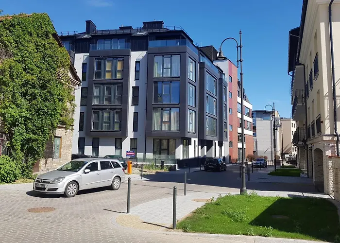 Happy Lux Old Town Studio, Self Check In, Parking *